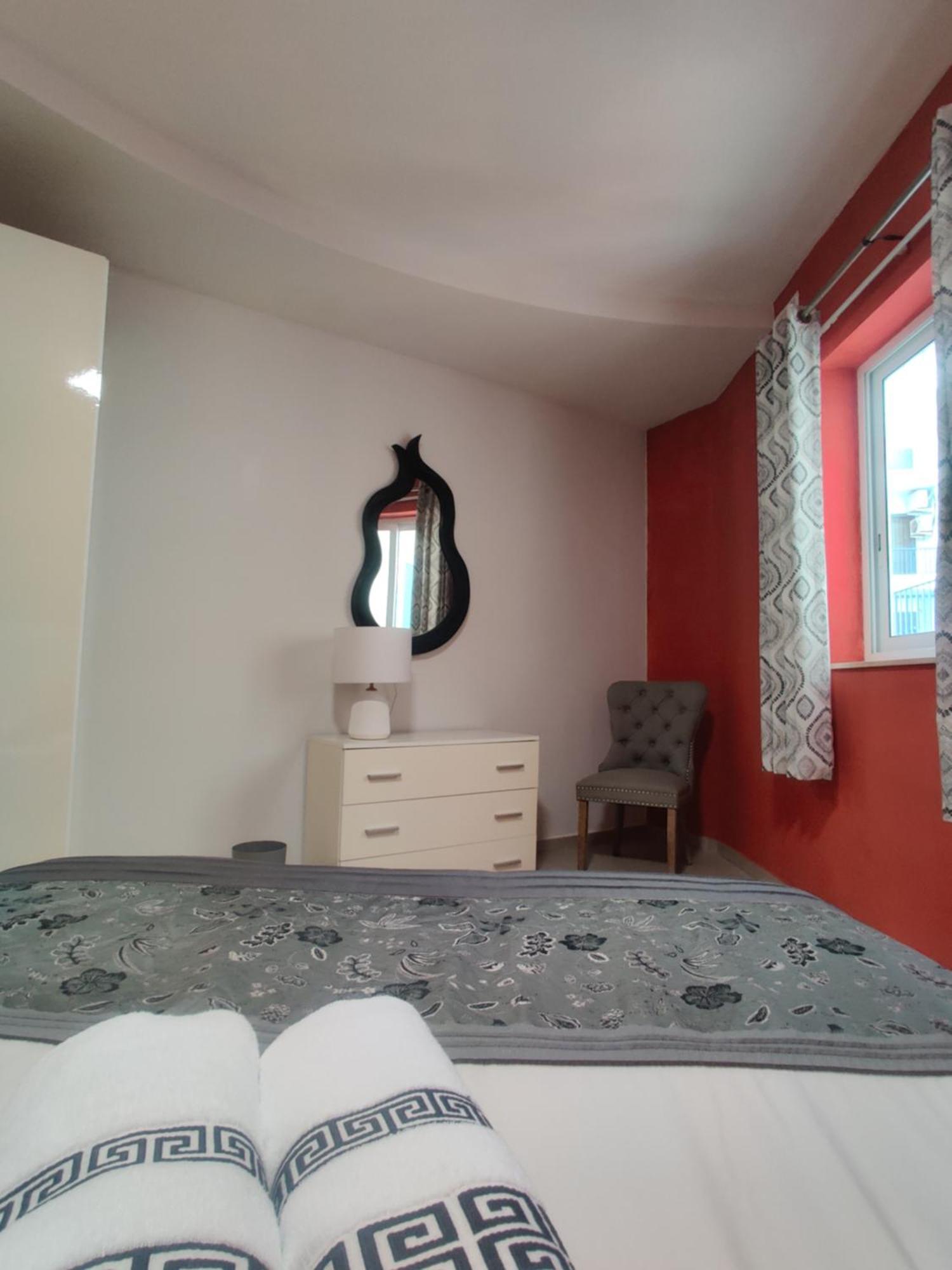 Depiro Point Deluxe - Modern, Designer Apartment 2 Minutes Away From Popular Sliema Seafront Экстерьер фото